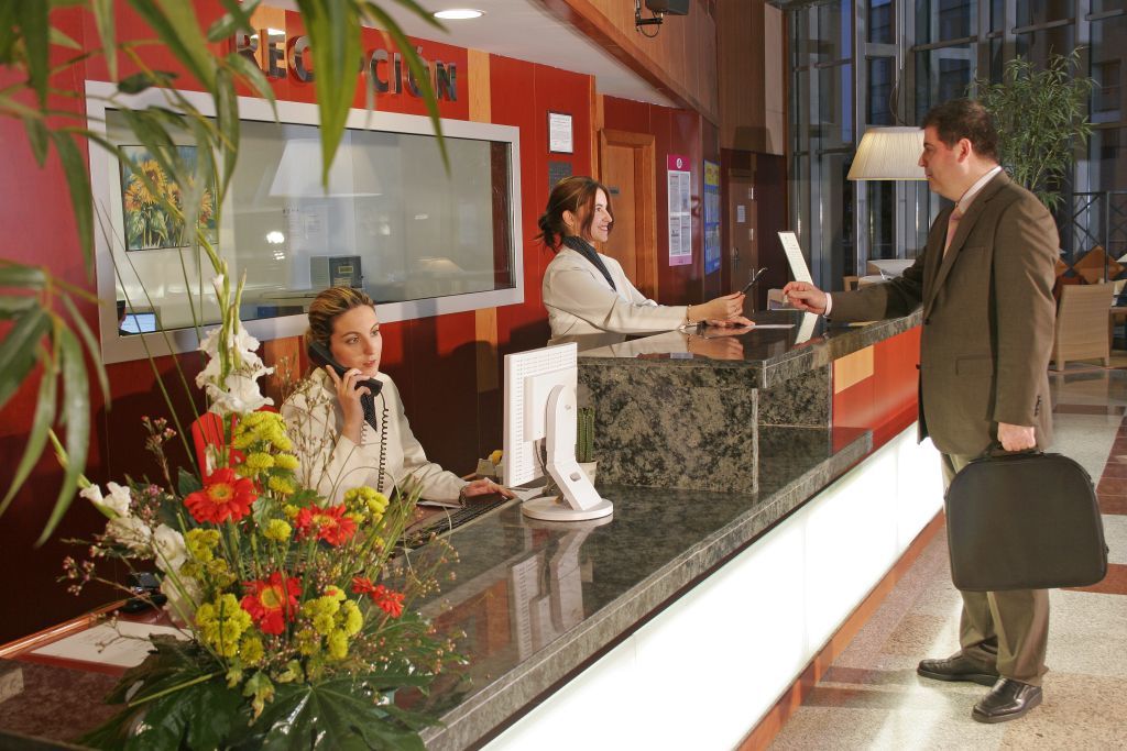 Hotel Ohtels Fenix Family Roquetas de Mar Exterior foto